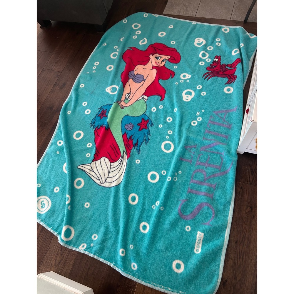 Vintage The Little Mermaid Ariel Sebastian La Sirenita  
fleece blanket Twin
